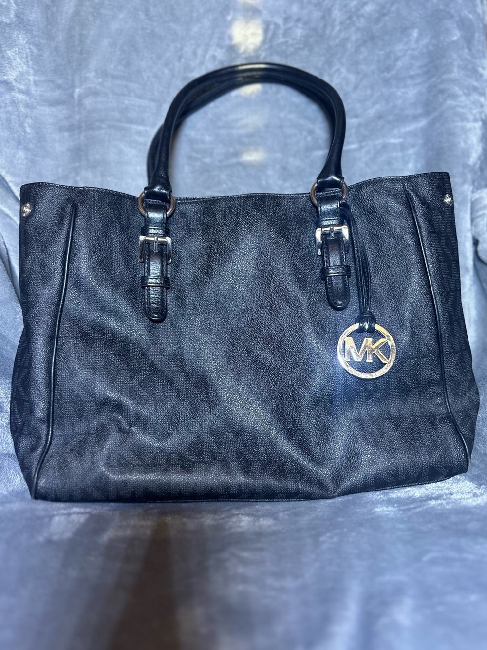 BRAND NEW Michael Kors Black Leather MK Charm Tote